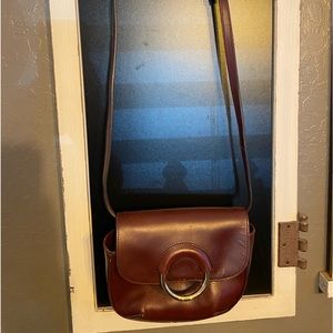 Preowned leather Banana Republic Burgundy crossbody.